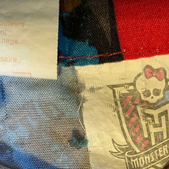 Pink MONSTER HIGH Twin Flat Bed Sheet - Pink With Assorted Colorful Graphics - Picture 9 of 9